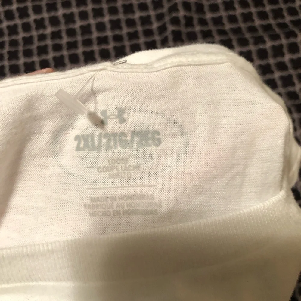 Under Armour Mens Football Iced Out White T-Shirt Sz 2XL Short Sleeve V22
